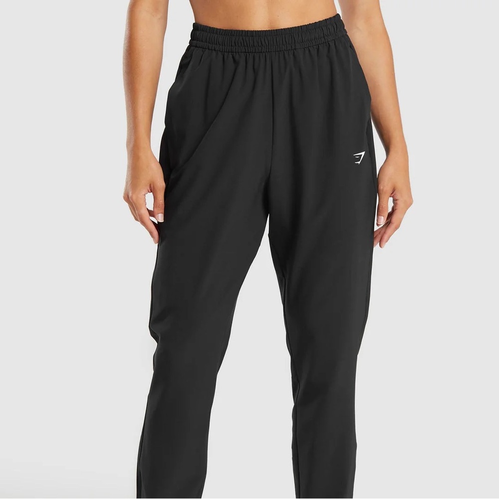 GYMSHARK | black joggers